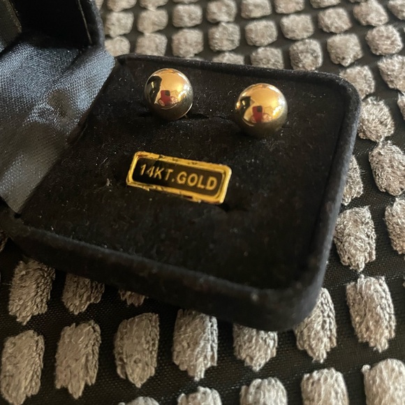 Automic Gold Mini Ball Earring | Sustainable Fine Jewelry 14KT Gold ball earrings